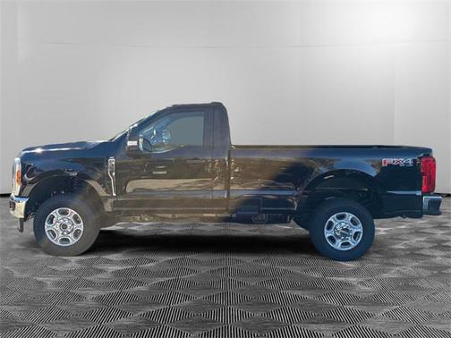 2025 Ford F-350 XLT