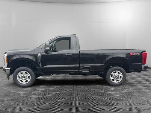 2025 Ford F-350 XLT