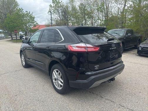 Agate Black Metallic 2022 Ford Edge SEL