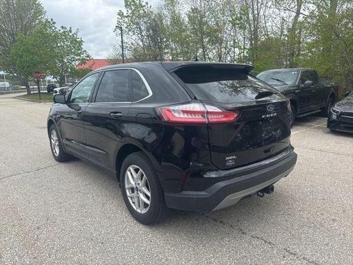 Agate Black Metallic 2022 Ford Edge SEL