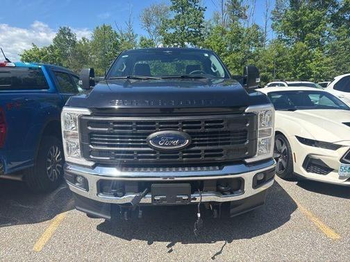 Agate Black Metallic 2023 Ford F-350 XL