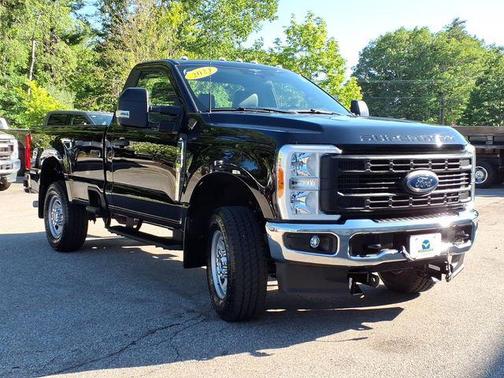 Agate Black Metallic 2023 Ford F-350 XL