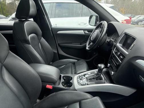 2017 Audi Q5 2.0T Premium Plus