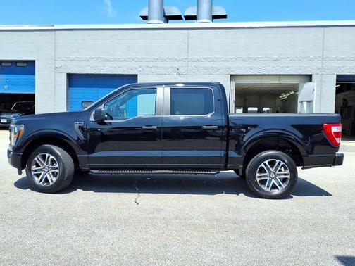 Agate Black Metallic 2023 Ford F-150 XL