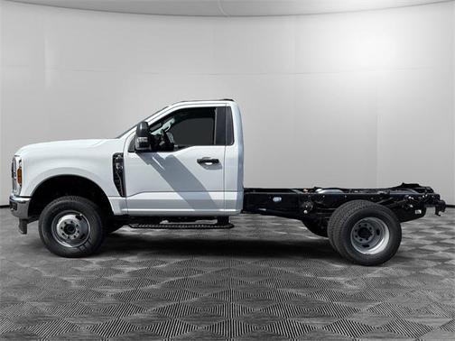 2025 Ford F-350 XL