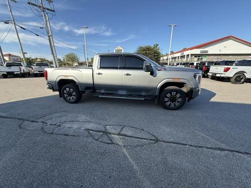2024 GMC Sierra 2500 Denali