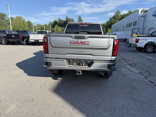 2024 GMC Sierra 2500 Denali