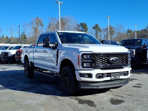 Star White Metallic Tri-Coat 2026 Ford F-250 Lariat