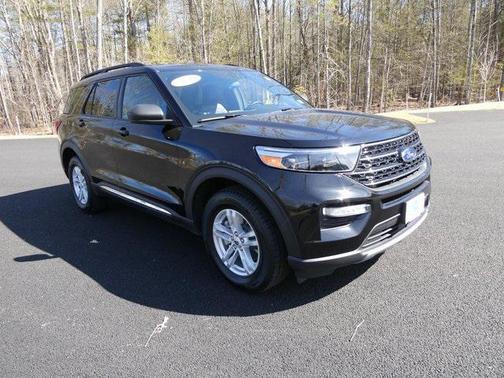 Photo 1 of 37 of 2020 Ford Explorer XLT