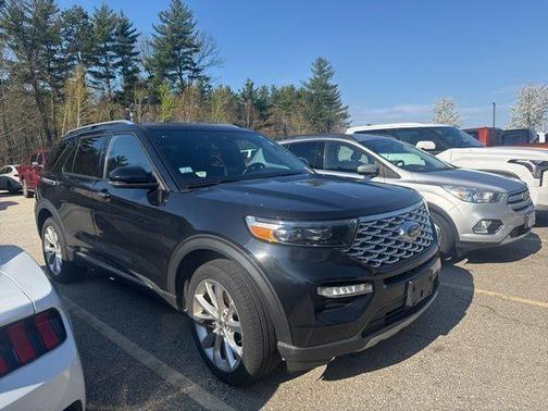 Agate Black Metallic 2023 Ford Explorer Platinum