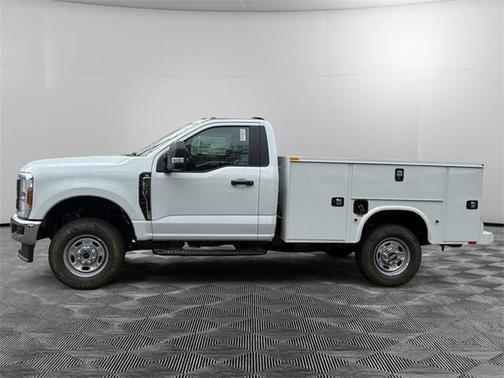 2025 Ford F-250 XL