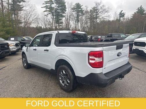 Space White Metallic 2025 Ford Maverick XLT