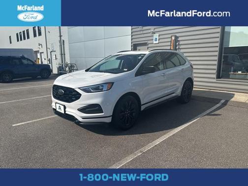 2022 Ford Edge SE