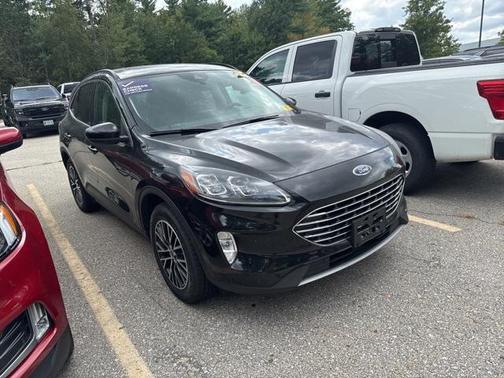 2022 Ford Escape Titanium
