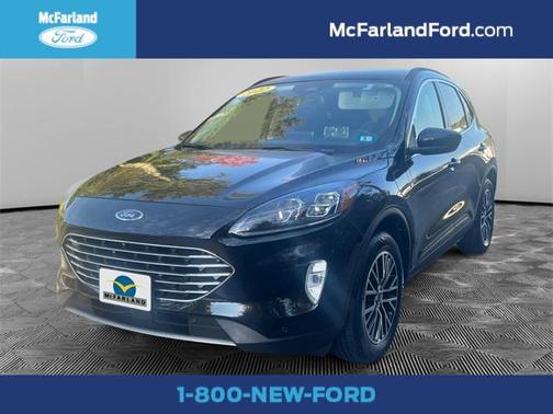 2022 Ford Escape Titanium