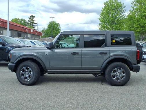 Carbonized Gray Metallic 2026 Ford Bronco Big Bend