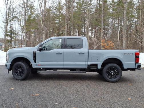 Glacier Gray Metallic Tri-Coat 2026 Ford F-350 Lariat