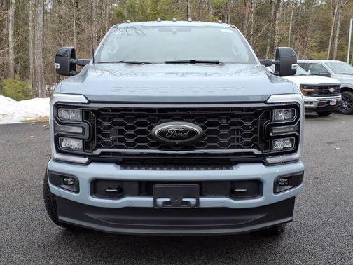 Glacier Gray Metallic Tri-Coat 2026 Ford F-350 Lariat