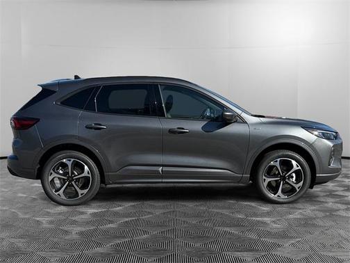 2025 Ford Escape ST-Line Elite