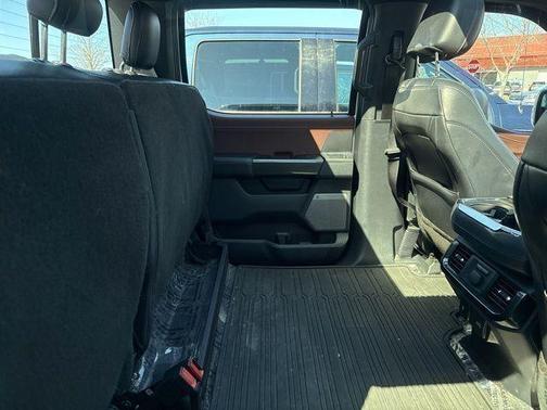 Oxford White 2021 Ford F-150 Lariat