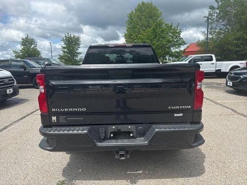 Black 2021 Chevrolet Silverado 1500 Custom