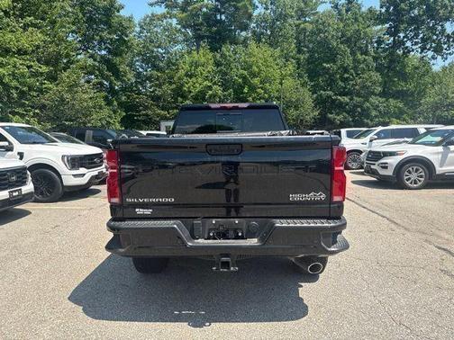 Black 2024 Chevrolet Silverado 2500 High Country