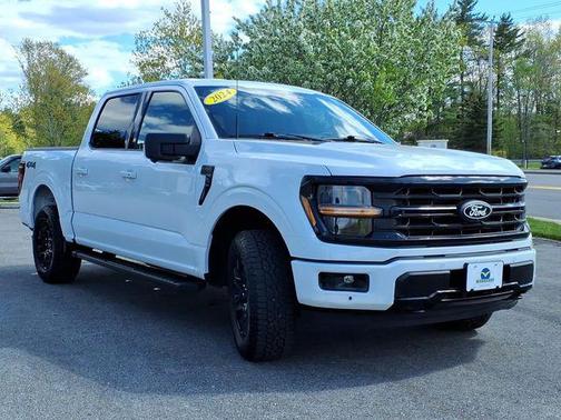 Oxford White 2024 Ford F-150 XLT