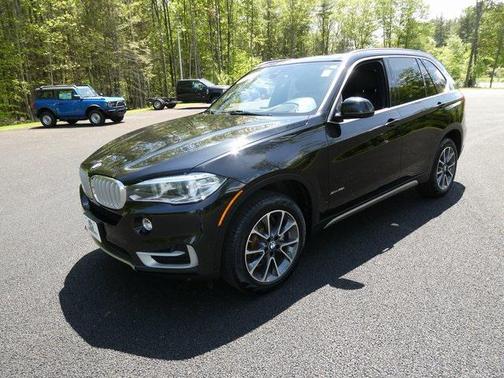 Photo 2 of 41 of 2018 BMW X5 xDrive35i