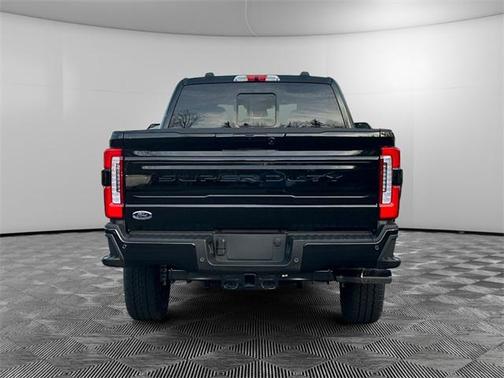 2025 Ford F-250 Platinum