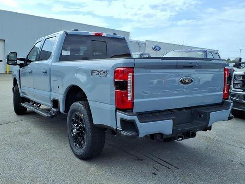 Glacier Gray Metallic Tri-Coat 2026 Ford F-250 Lariat