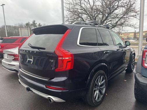 2019 Volvo XC90 T5 Momentum