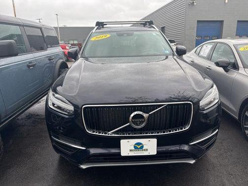 2019 Volvo XC90 T5 Momentum