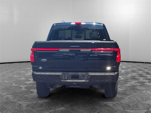 2023 Ford F-150 Lightning Platinum