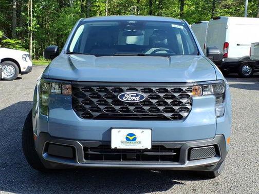 Azure Gray Metallic Tri-Coat 2026 Ford Maverick XLT