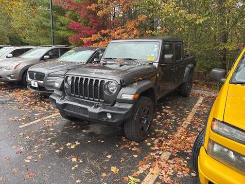 2020 Jeep Gladiator Sport