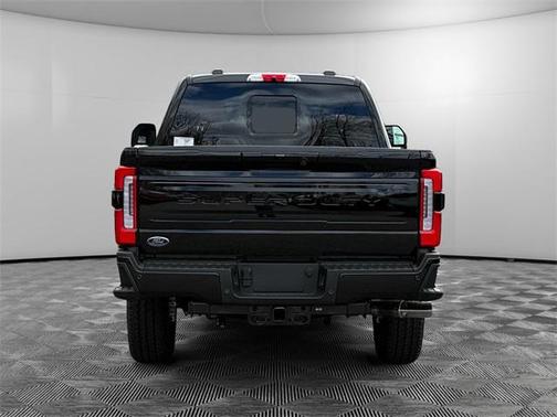 2025 Ford F-250 Platinum