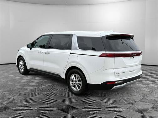 2022 Kia Carnival LXS