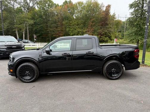 2025 Ford Maverick Lobo High