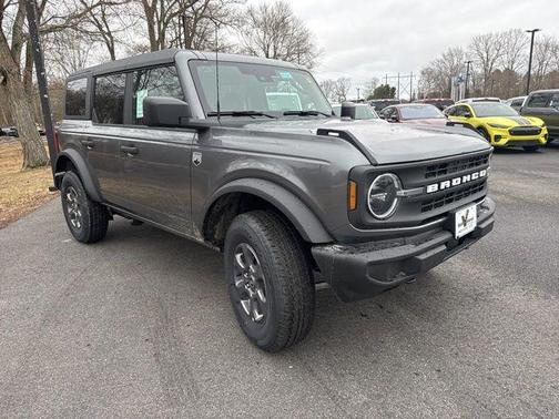 Carbonized Gray Metallic 2026 Ford Bronco Big Bend