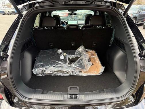 2026 Ford Escape ST-Line Elite