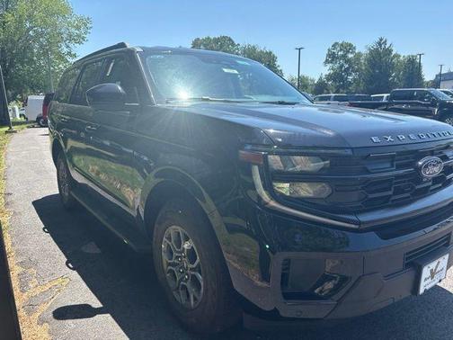 Black Metallic 2026 Ford Expedition Active