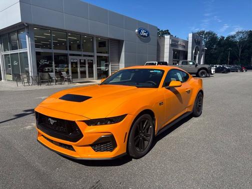 Orange Fury Metallic Tri-Coat 2026 Ford Mustang GT