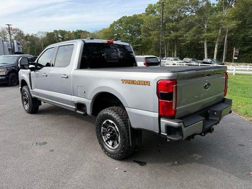2023 Ford F-350 Lariat Super Duty