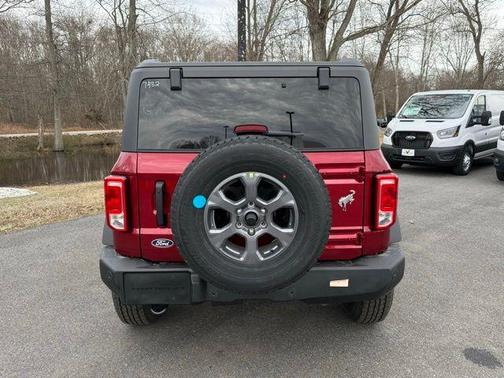 Ruby Red Metallic Tinted Clearcoat 2026 Ford Bronco Big Bend