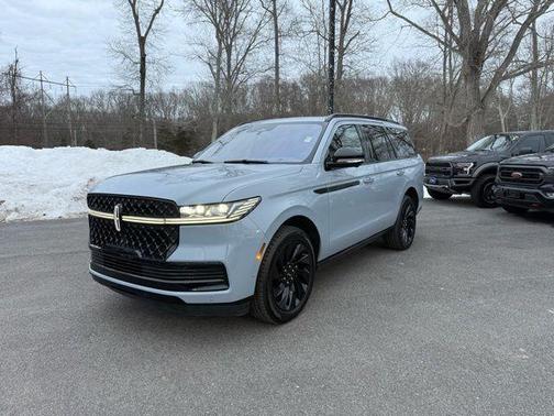 2025 Lincoln Navigator Reserve