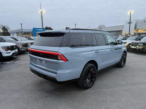 2025 Lincoln Navigator Reserve