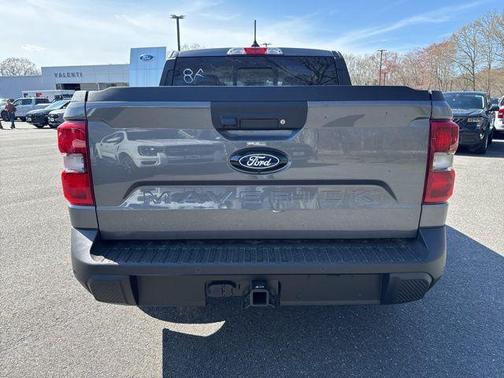 Carbonized Gray Metallic 2026 Ford Maverick Lariat