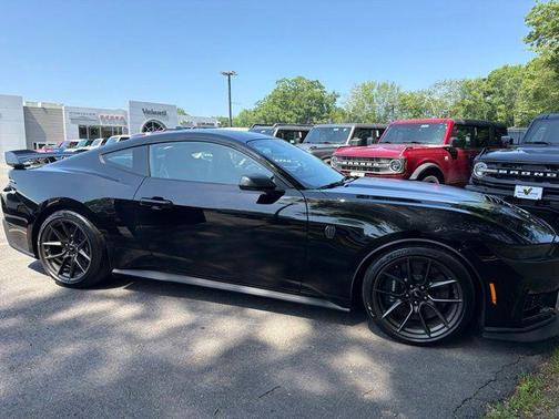 Shadow Black 2024 Ford Mustang Dark Horse