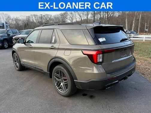 Gray 2026 Ford Explorer ST-Line