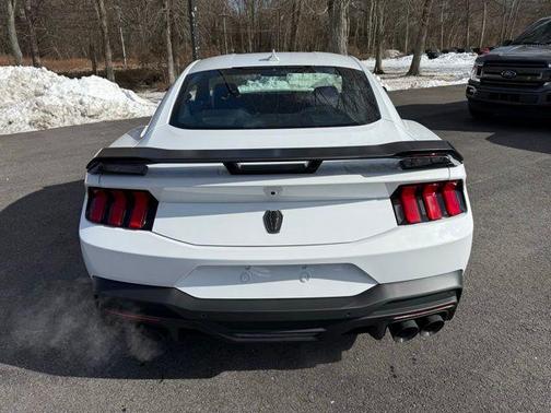 2025 Ford Mustang Dark Horse